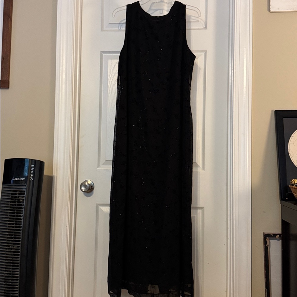 Jessica Howard Black Dress with Subtle Sparkle